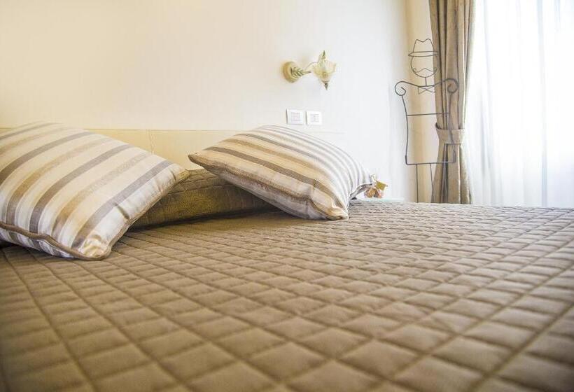 شقة غرفة واحدة, Le Stanze Di Leonardo