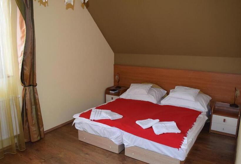 ２ベッドルームアパートメント, Natural Panzió