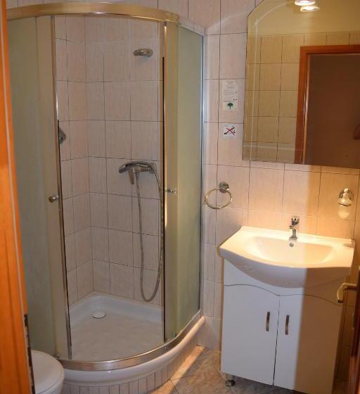 ２ベッドルームアパートメント, Natural Panzió