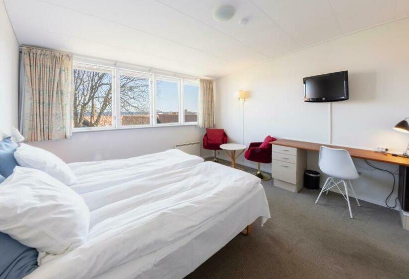 חדר סטנדרט נוף לים, Villum