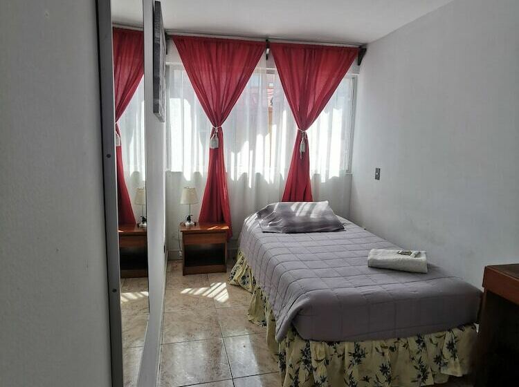 Standaard Éénpersoonskamer, Plaza Colon