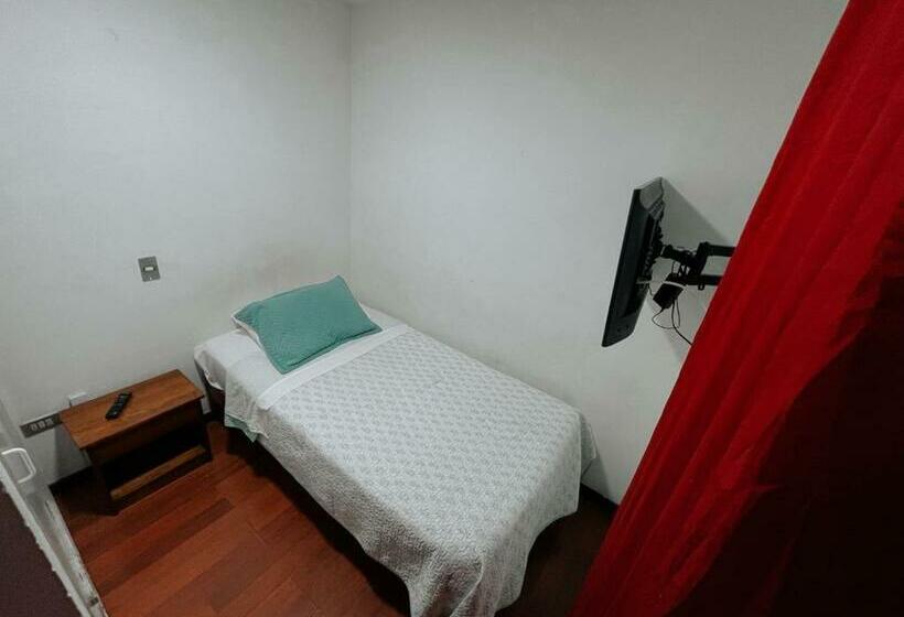 Standaard Éénpersoonskamer, Plaza Colon