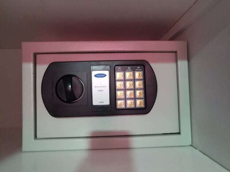 Familiekamer, Plaza Colon