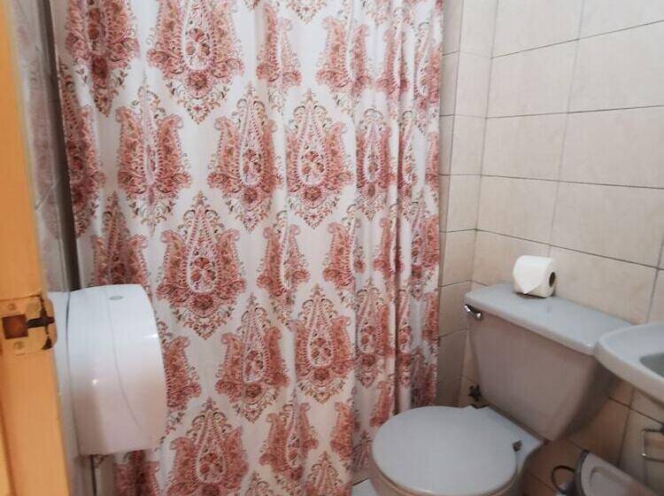 Familiekamer, Plaza Colon