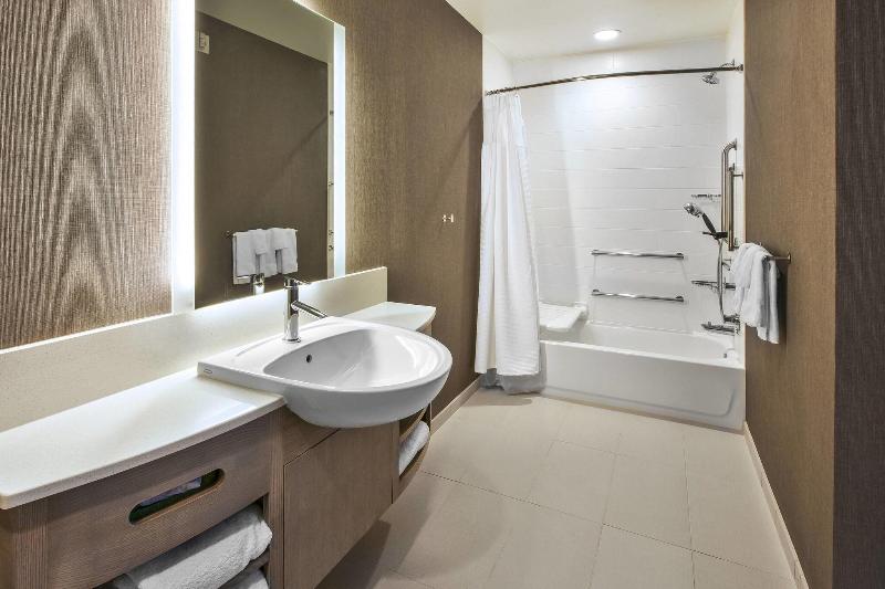 스위트 킹사이즈 침대, Springhill Suites By Marriott Pittsburgh Butler/centre City