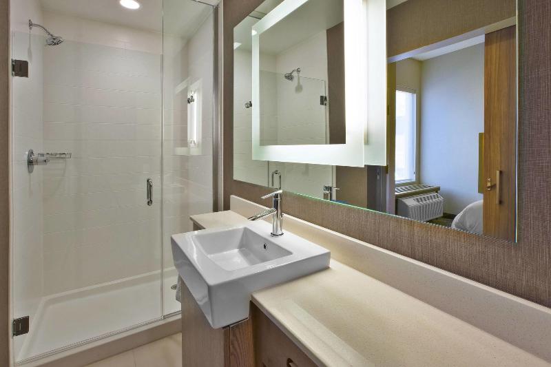 스위트 킹사이즈 침대, Springhill Suites By Marriott Pittsburgh Butler/centre City