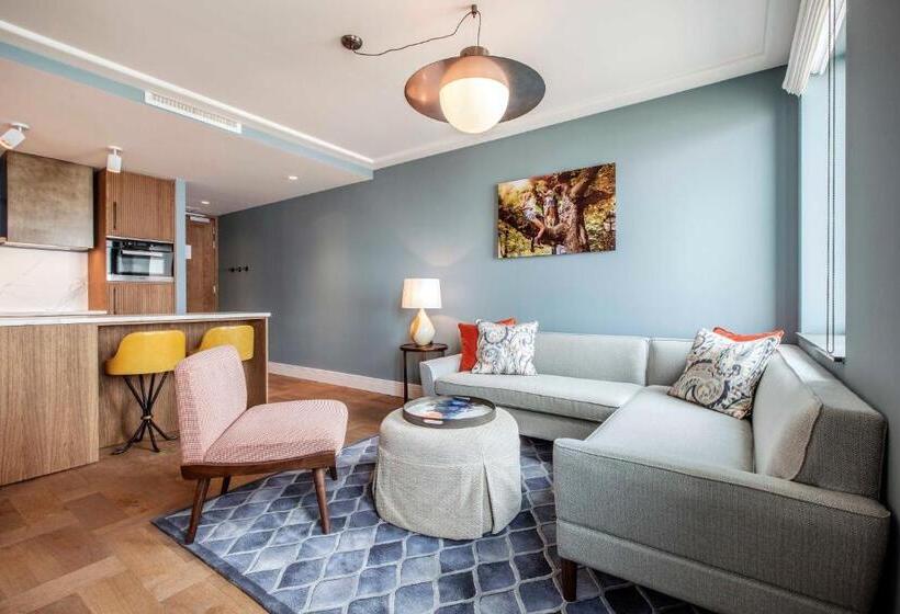 1 Bedroom Executive Apartment, The July   Twenty Eight
