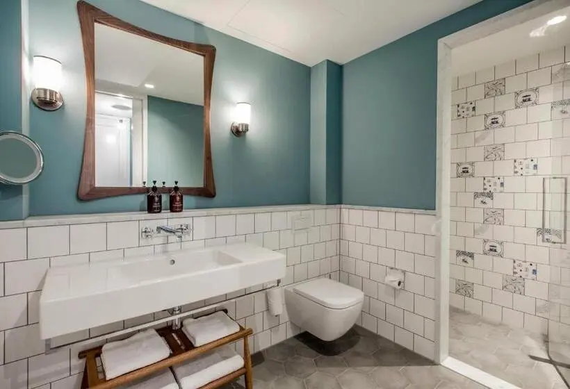 1 Bedroom Executive Apartment, The July   Twenty Eight