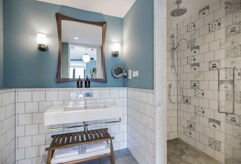 1 Bedroom Executive Apartment, The July   Twenty Eight