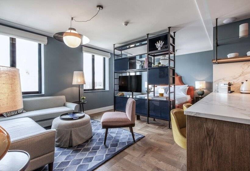 1 Bedroom Executive Apartment, The July   Twenty Eight
