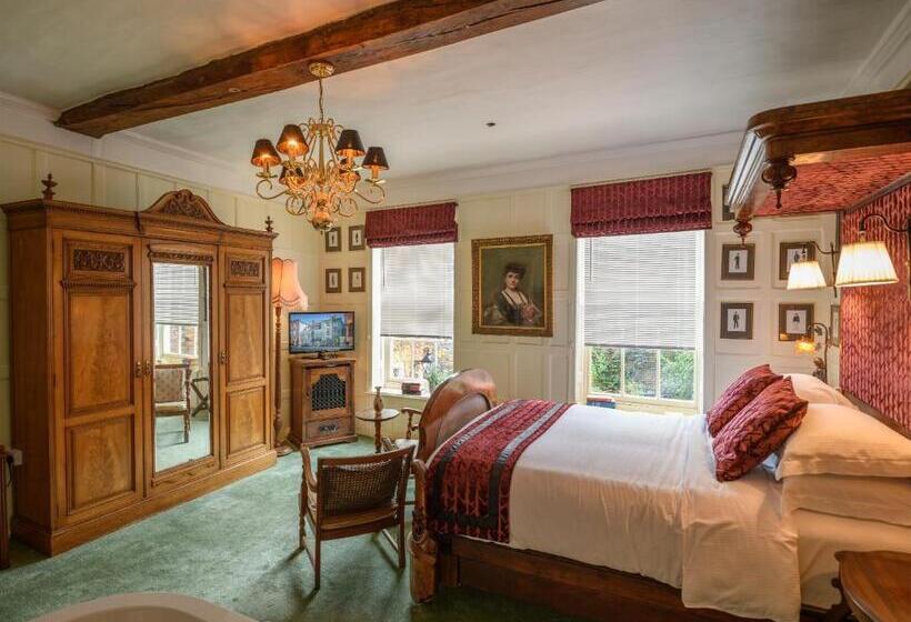 חדר סופריור, Ye Spotted Dogge