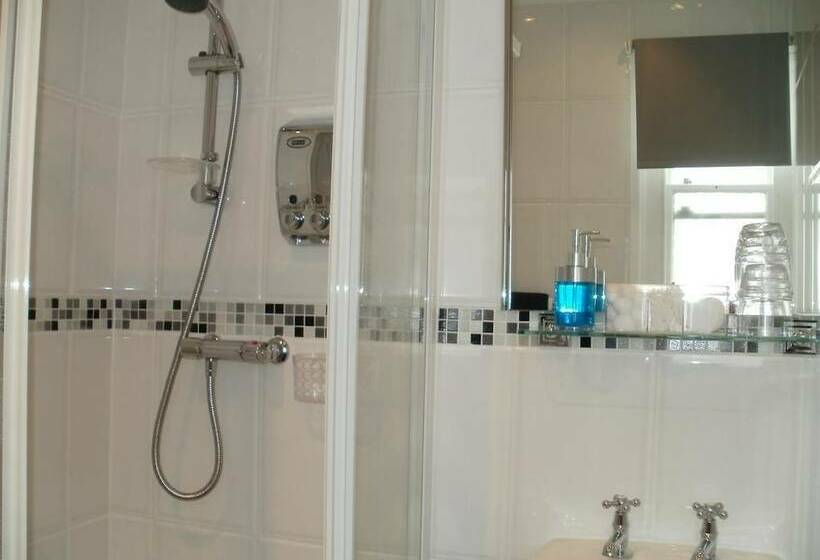 Номер Стандарт, Chiverton House Guest Accommodation