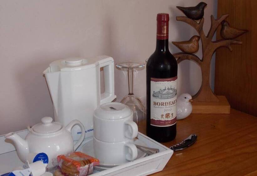 Семейный Номер, Chiverton House Guest Accommodation