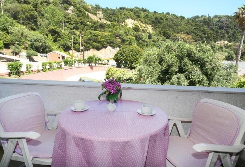 إستوديو قياسى ذو إطلالة, Glyfada Gorgona Apartments