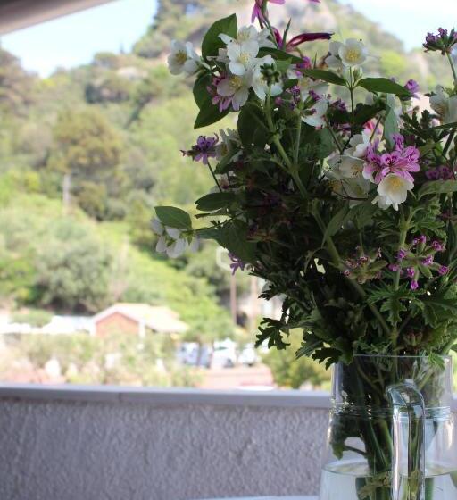 Студио Стандарт с Видом, Glyfada Gorgona Apartments