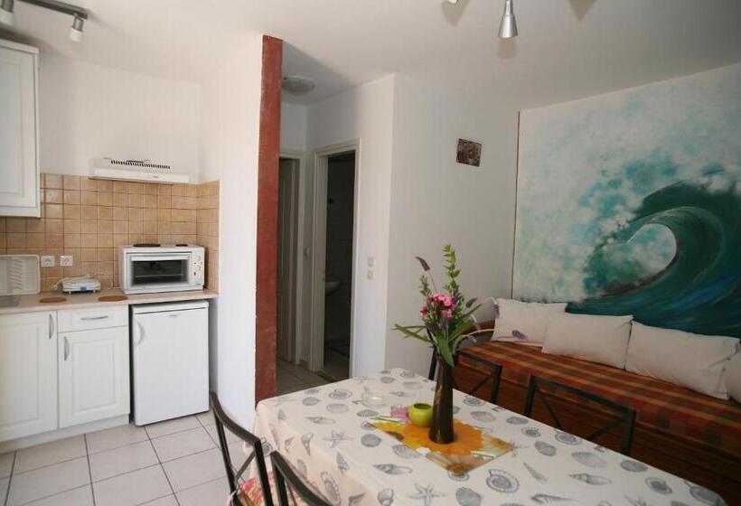 Апартаменты 1 Спальня, Glyfada Gorgona Apartments