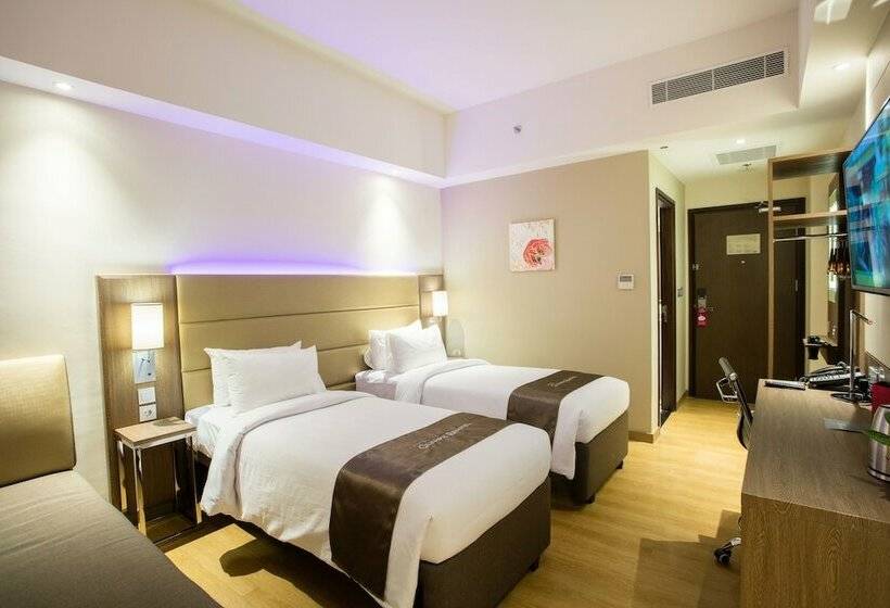 חדר דלוקס, Bigland Hotel & Convention Sentul