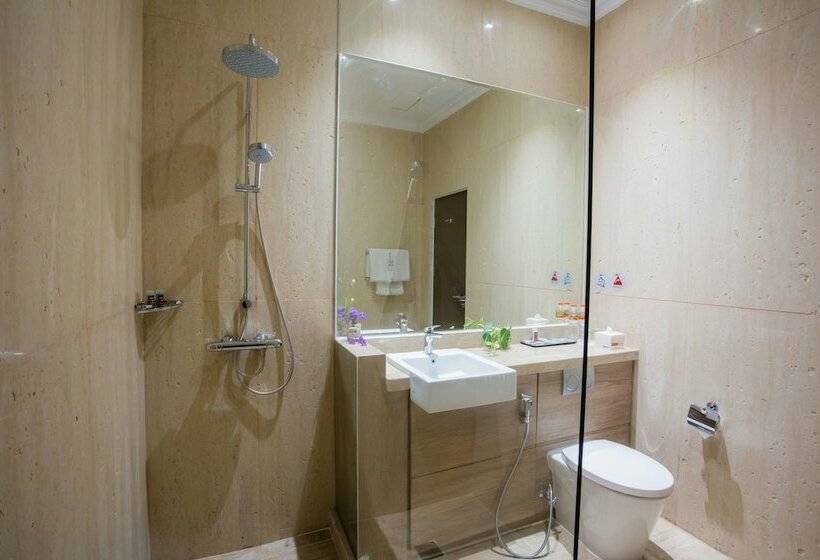 חדר דלוקס, Bigland Hotel & Convention Sentul