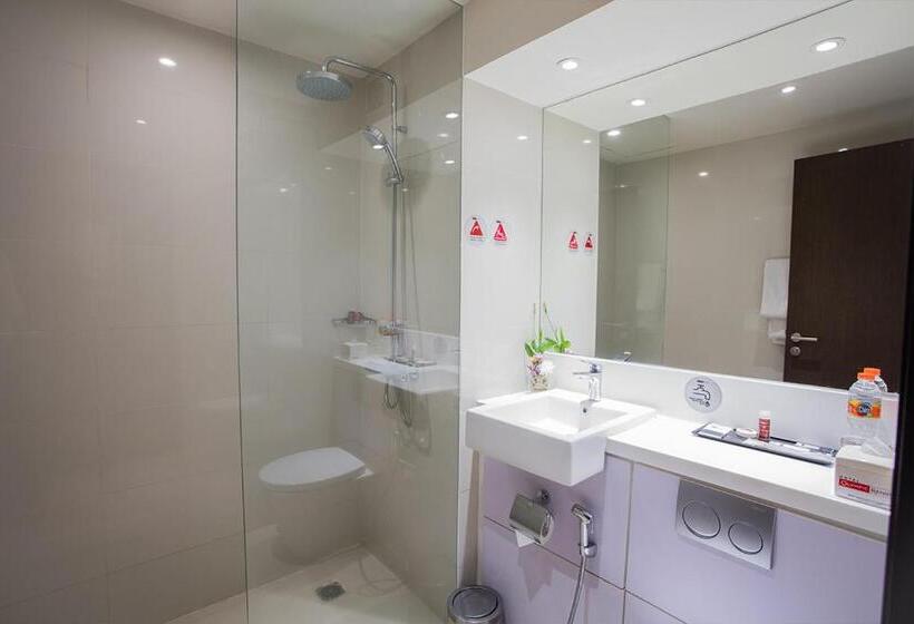 חדר דלוקס, Bigland Hotel & Convention Sentul