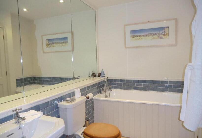 غرفة سوبيريور, Castle Of Comfort Hotel & Restaurant