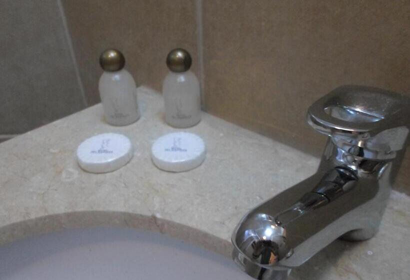 Номер Стандарт Индивидуальный, Del Marques