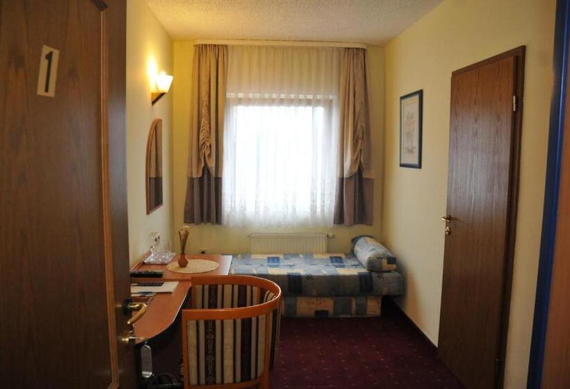 Quarto Triplo Estandar, Galerija