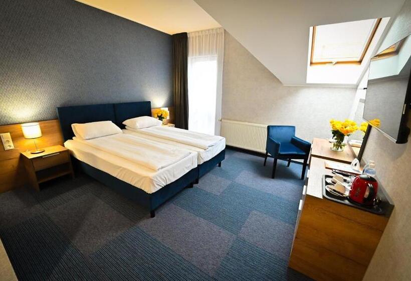 آپارتمان 1 خوابه, Rad