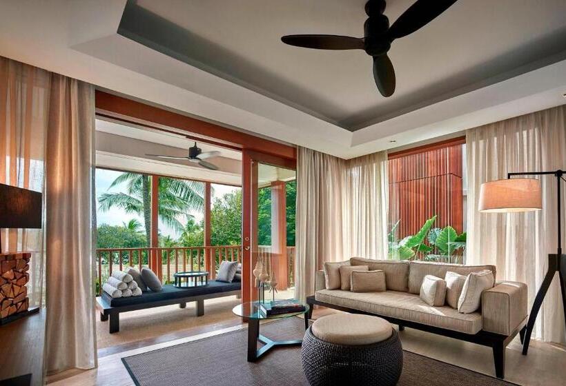 Люкс с Террасой, The Ritz Carlton Koh Samui