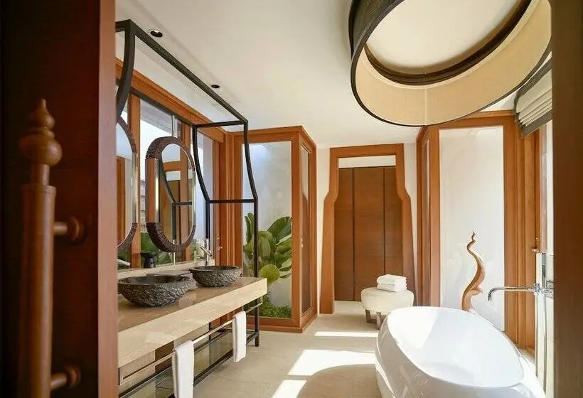 スリーベッドルーム　ヴィラ, The Ritz Carlton Koh Samui