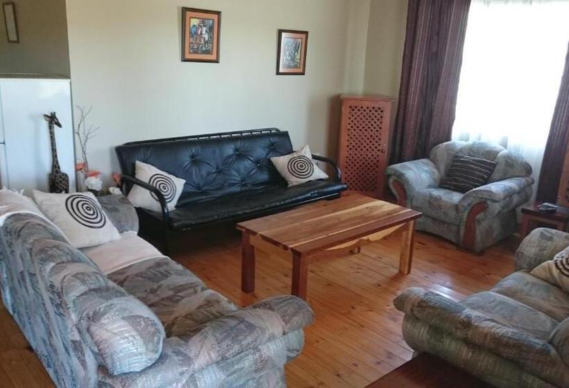 غرفة ديلوكس عائلية, Ladybrand Guest House