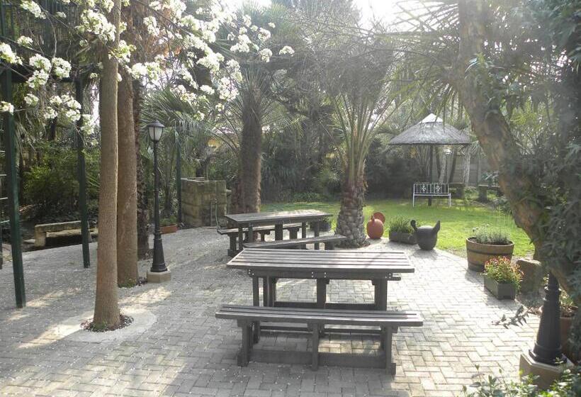غرفة ديلوكس مزودة بشرفة, Ladybrand Guest House