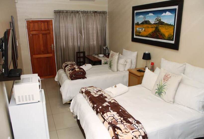 패밀리 룸, Memra Guest House