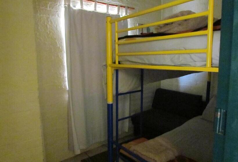 בית, חדר שינה 1, Pumula Guest Farm