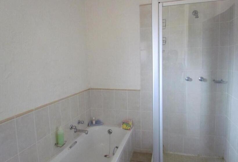 בית, חדר שינה 1, Pumula Guest Farm