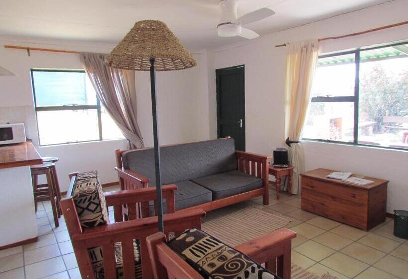 חדר סטנדרט לארבעה, Pumula Guest Farm