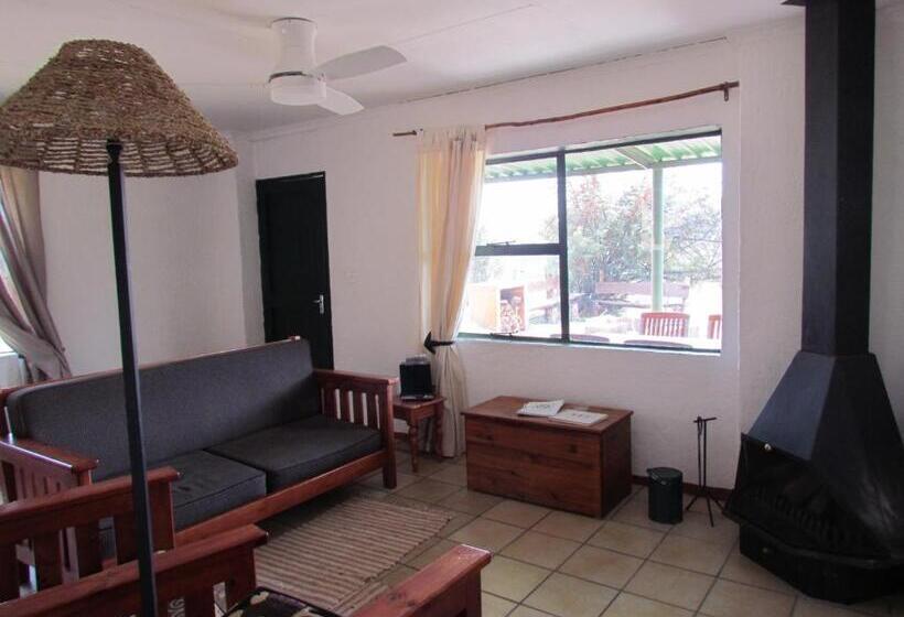 חדר סטנדרט לארבעה, Pumula Guest Farm