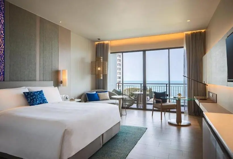 Standard-huone Merinäkymä Parveke, Renaissance Pattaya Resort & Spa