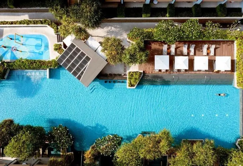 Standard-huone Allasnäkymä, Renaissance Pattaya Resort & Spa