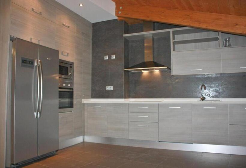 آپارتمان دوبلکس 1 خوابه, Apartamentos Real Lleida