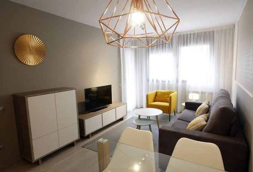 آپارتمان 1 خوابه, Apartamentos Real Lleida