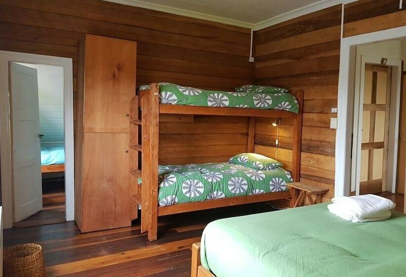 اتاق استاندارد, Hostal Compass Del Sur