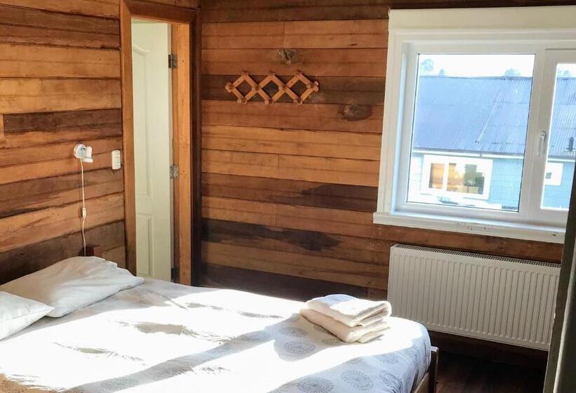 اتاق خانوادگی, Hostal Compass Del Sur