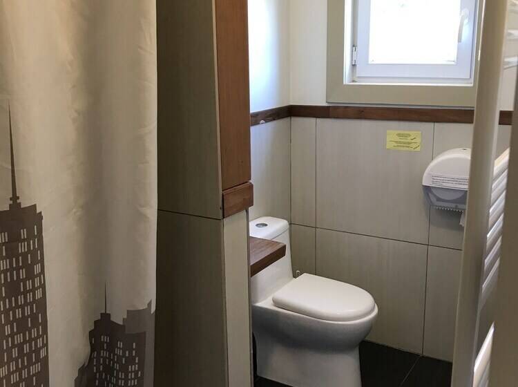 اتاق استاندارد یک نفره, Hostal Compass Del Sur