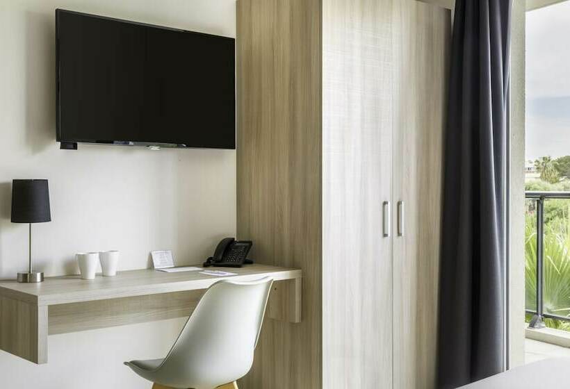 غرفة سوبيريور مزودة بشرفة, Best Western Plus Antibes Riviera