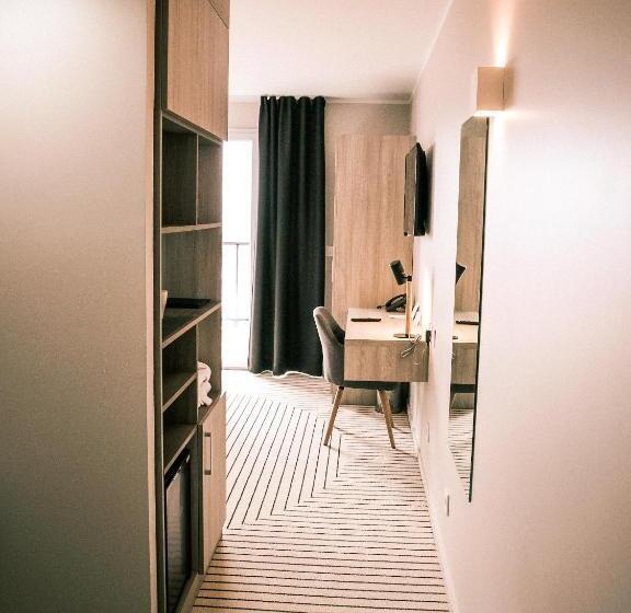 غرفة سوبيريور ثلاثية, Best Western Plus Antibes Riviera