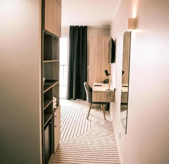 اتاق سوپریور سه تخته, Best Western Plus  Antibes Riviera