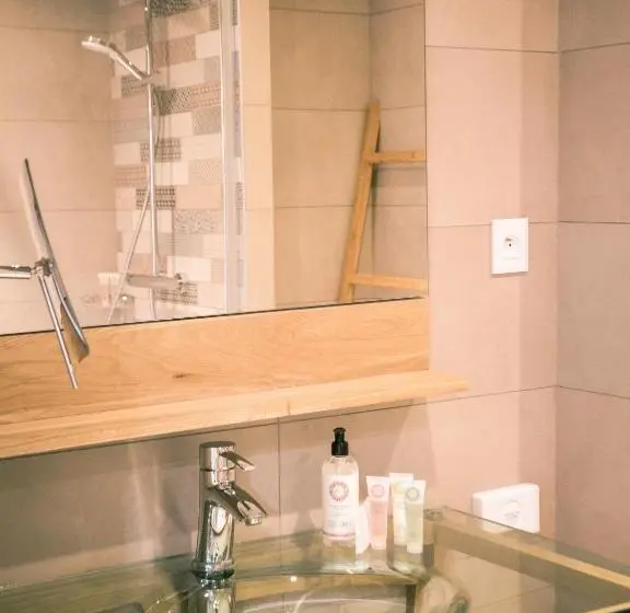 اتاق سوپریور سه تخته, Best Western Plus  Antibes Riviera