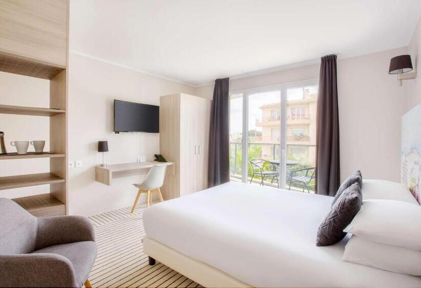 غرفة سوبيريور مزودة بشرفة, Best Western Plus Antibes Riviera