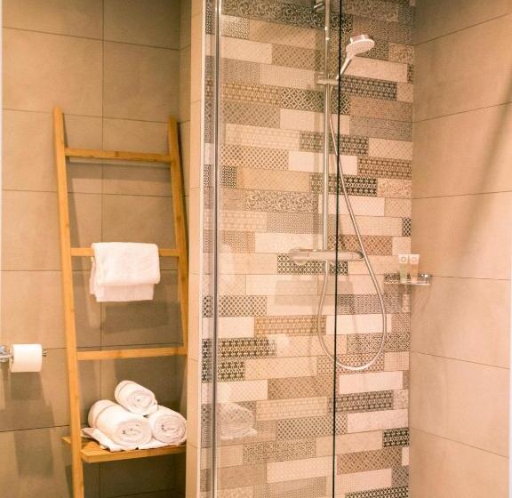 스탠다드 룸 킹사이즈 침대, Best Western Plus  Antibes Riviera