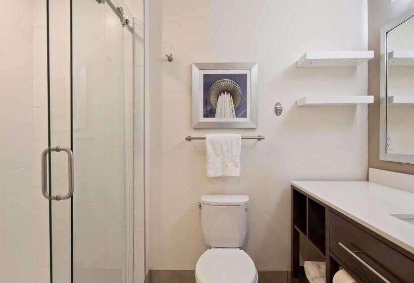 غرفة قياسية سرير كينج, Best Western Plus Roland Inn & Suites